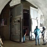 Тунелна врата